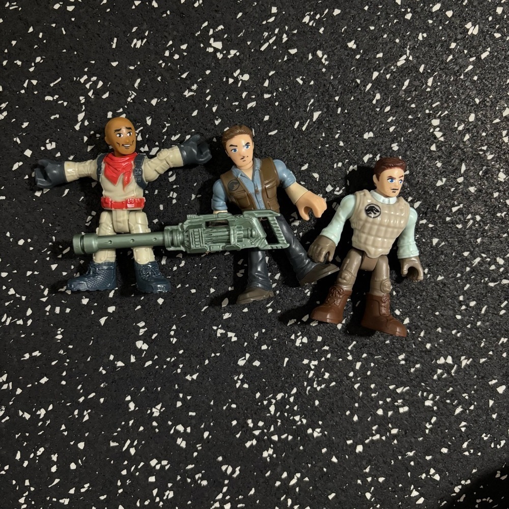 Fisher Price Imaginext Jurassic World Lot of 3 Action Figures - Picture 1 of 3